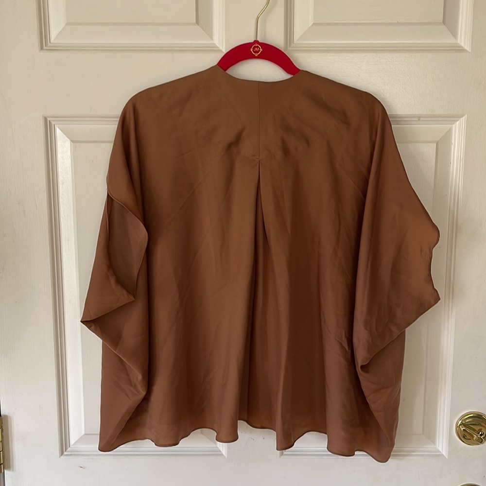 Button up blouse - Picture 2 of 2